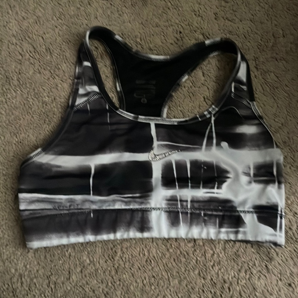 Black and white Nike sports bra